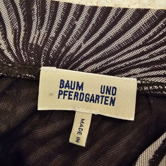 Baum Und Pferdgarten Wrap Skirt, NWOT, size L - Picture 3 of 5